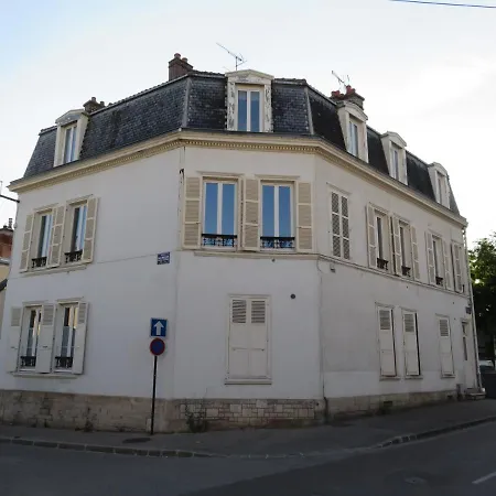 L'appartement Du Pont Vert - 3 Chb - 6 Pers - Proche Centre 公寓 特鲁瓦